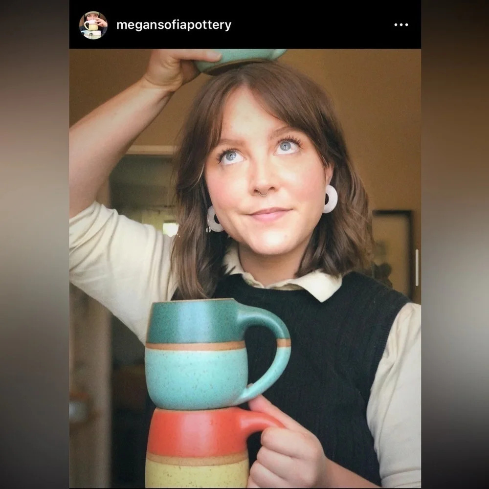 Megan Sofia Pottery Cup Bowl, NEW - Picture 4 of 4